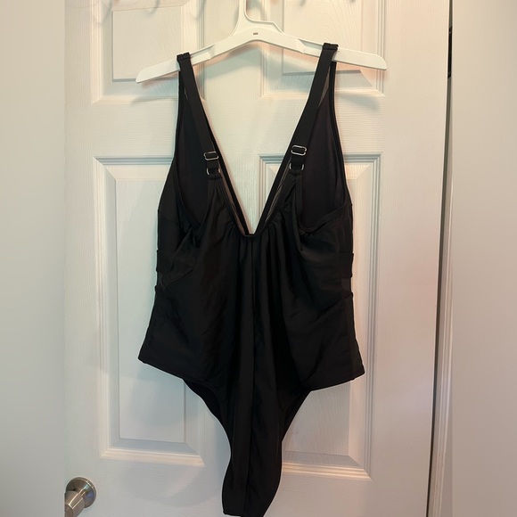 Cupshe bathing suit NWT - Picture 5 of 5